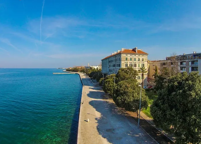 Lux Zadar No.6